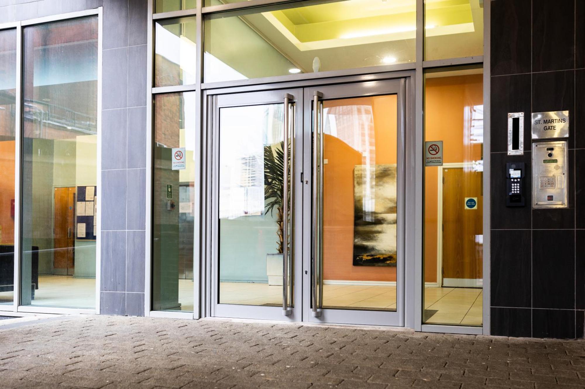 Bullring Lux Suite, New Street Free Netflix - Free Secure Parking- Sleeps 6 Birmingam Exterior foto